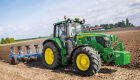 John Deere lucra US$ 656 milhões no 1º trimestre fiscal de 2026