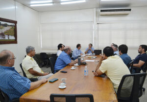 Acrissul reúne Iagro, Embrapa e produtores para debater identificação animal 