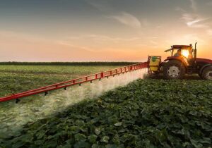Senado debate regulamentação da Lei dos Defensivos Agrícolas e cobra segurança jurídica