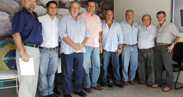 Acrissul e Nelores MS recebem diretoria de associação de pecuaristas bolivianos 