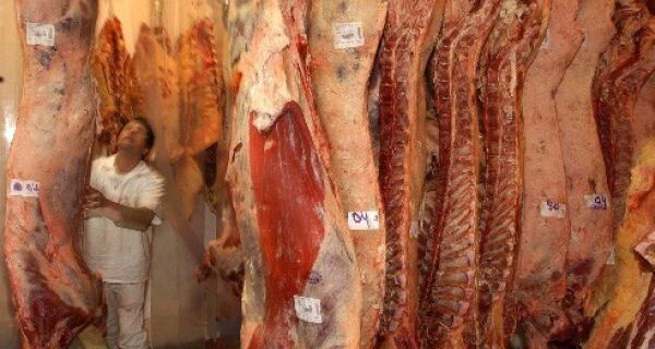 Rússia faz restrições à carne brasileira