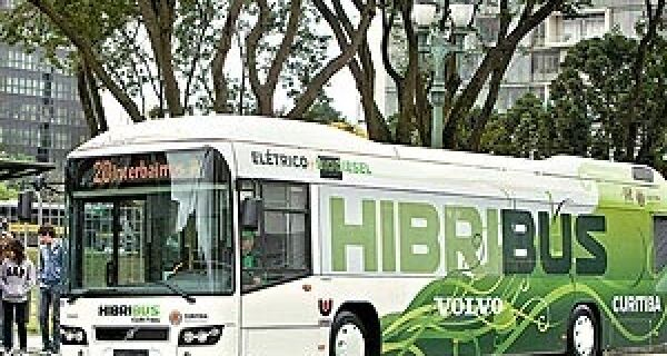 Volvo vai produzir ônibus híbrido na fábrica de Curitiba
