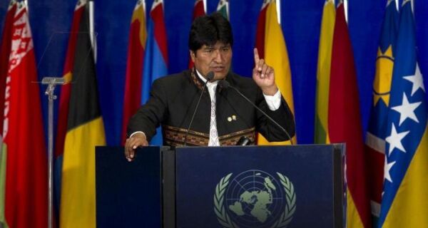 Evo Morales e Rafael Correa criticam países ricos na Rio+20