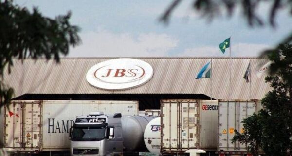 Governo suspende incentivos da JBS e dá prazo para empresa se defender