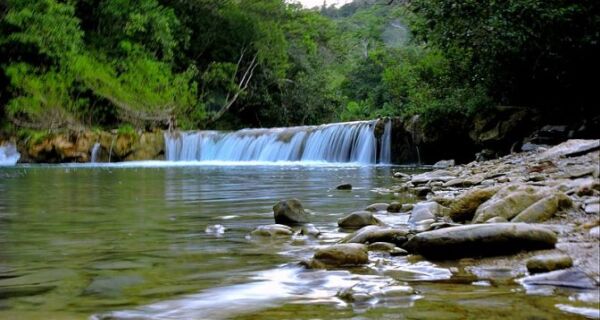 Lei ratifica proibição de pesca e restringe trânsito de barcos no rio Salobra e Córrego Azul
