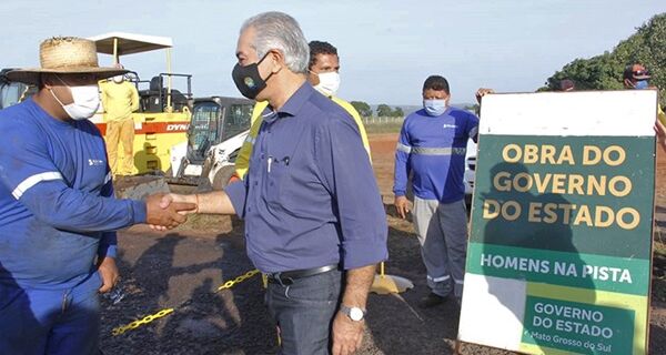 Obras do Estado avançam em Coxim; aeroporto está 65% concluído
