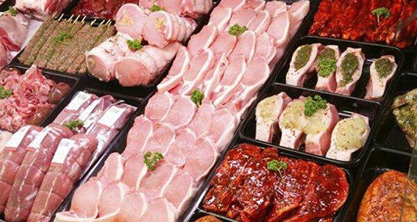 ABPA aponta aumento na produção e exportação de carne de frango e suína