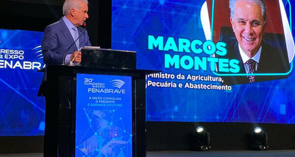 Agro brasileiro conquistou o mundo pela sustentabilidade, diz ministro da Agricultura