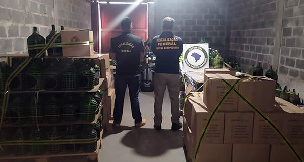 Equipe do Mapa apreende cerca de 41 mil litros de vinho em situação irregular