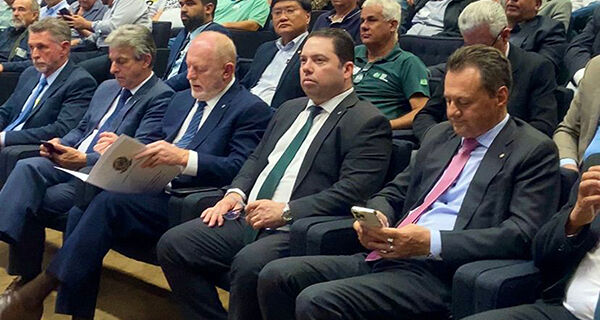Em defesa do produtor, Rodolfo Nogueira pede fim da importação do leite