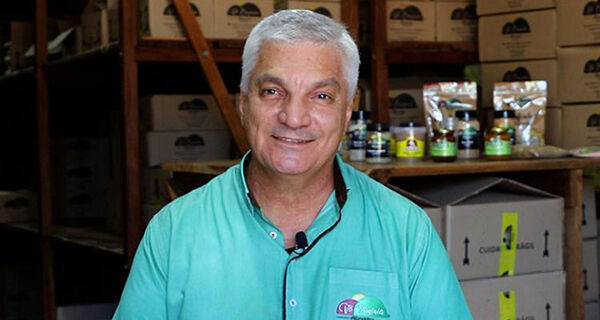 Após feira no Peru, empresário de Campo Grande negocia exportação de farofa