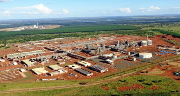 Presidente da Petrobras vem a MS em abril para agilizar conclusão da UFN3