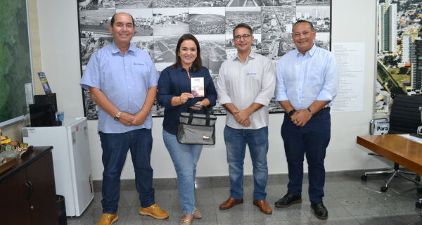 Acrissul convida prefeita Adriane Lopes para abertura oficial da Expogrande