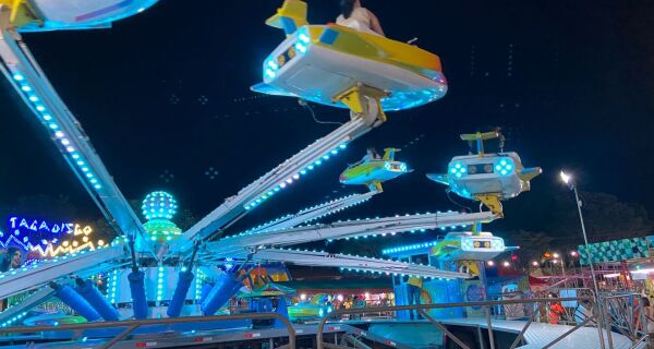 Parque de diversões é atração garantida para toda a família 