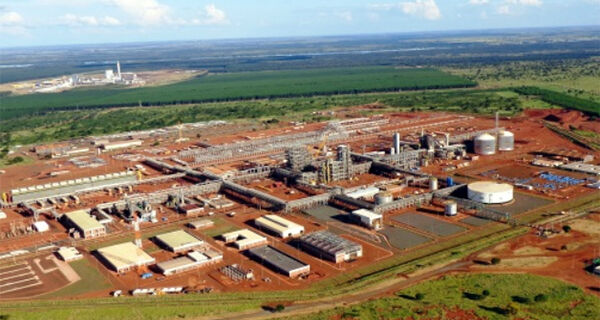 Presidente da Petrobras anuncia retomada da obra da UFN3 de Três Lagoas para dezembro