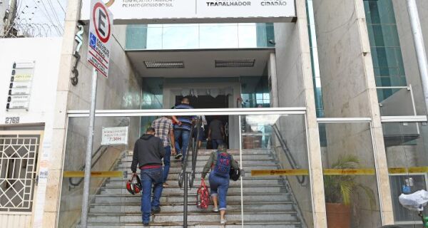 Corpus Christi: confira o 'abre e fecha' dos órgãos públicos do Estado nesta semana