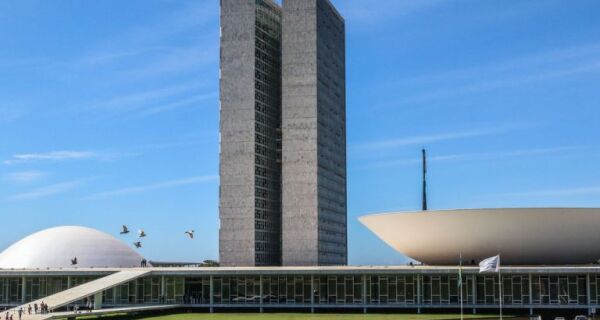 Motta e Alcolumbre defendem diálogo, equilíbrio e firmeza em relação às tarifas dos EUA