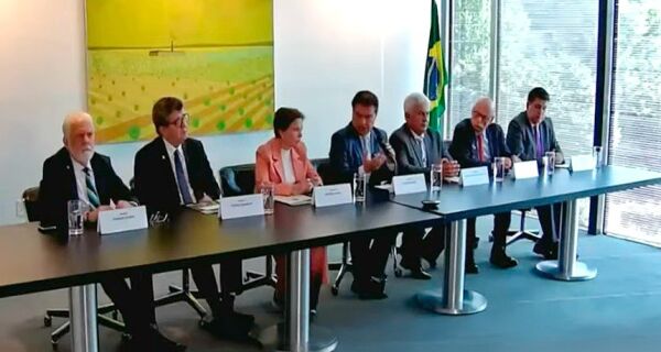 Senadores encerram missão nos Estados Unidos com apoio e preocupações