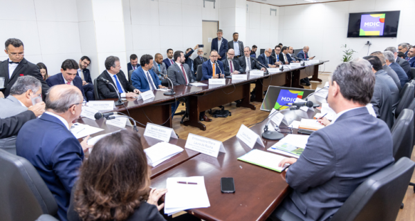 Governo Federal realiza reunião com representantes do agro brasileiro