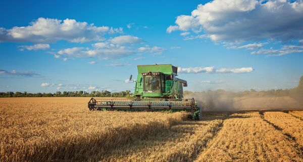 Comissão aprova projeto que torna produção agropecuária nacional prioridade de Estado