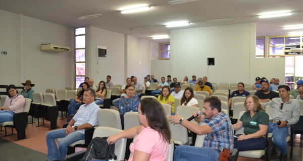 Iagro abre ciclo de palestras da 3ª Expoequestre na Acrissul