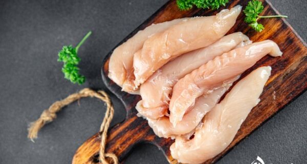 Produção de carne de frango deve atingir novo recorde em 2026, estimada em 15,8 milhões de toneladas