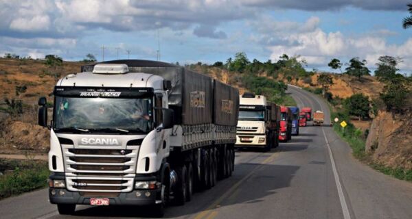 Frete por km rodado começa 2026 em alta, com média de R$ 7,61 em janeiro