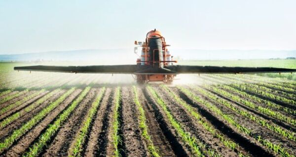 Conflito no Oriente Médio faz preços de fertilizantes dispararem no mundo