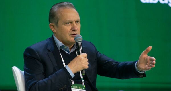 JBS vê 2026 difícil nos EUA com oferta restrita de animais para abate