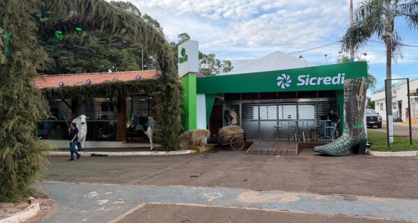 Sicredi fortalece presença na Expogrande 2026 com rua temática e condições exclusivas para associado