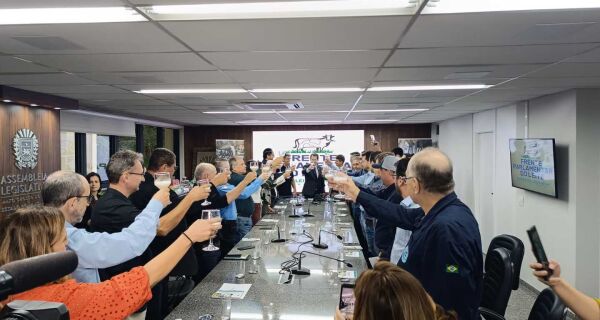 Leite da Manhã abre programação da Semana do Leite na Assembleia Legislativa