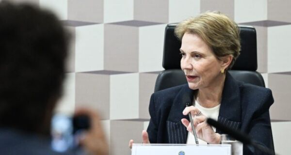 Tereza Cristina defende política nacional para transformar minerais críticos em desenvolvimento