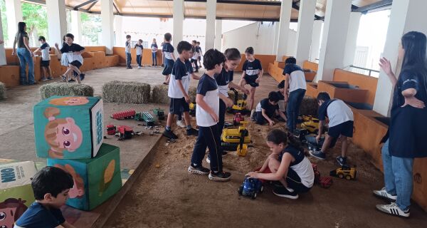 Fazendinha AcrissulAgrinho recebe cerca de 150 alunos do Sesc Horto em três dias de atividades